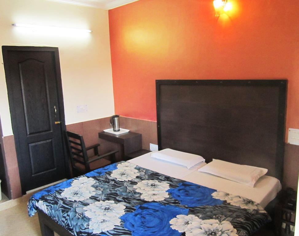 Hotel Chitra Heritage Харидвар Номер фото